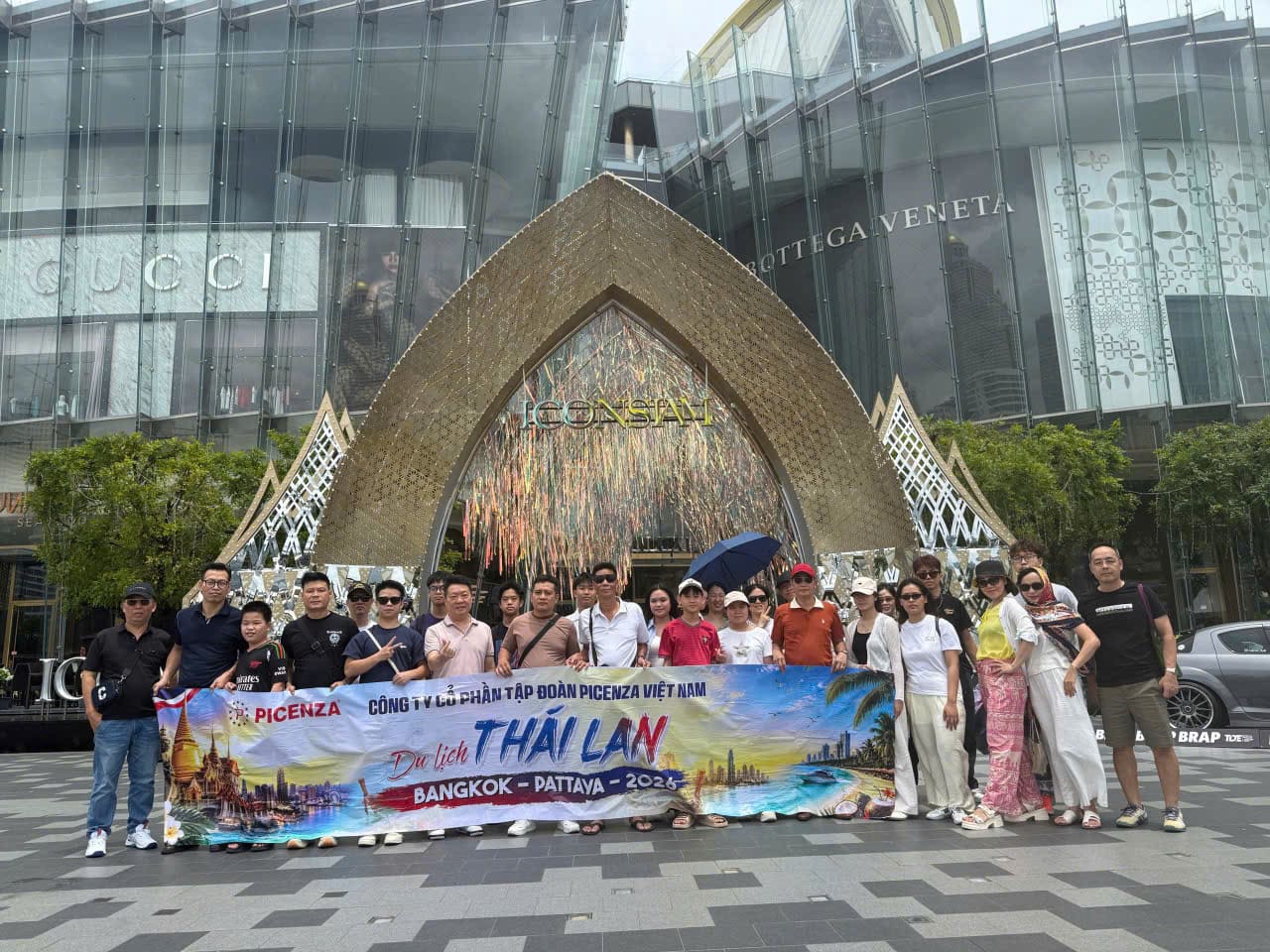 Tập thể Picenza Việt Nam